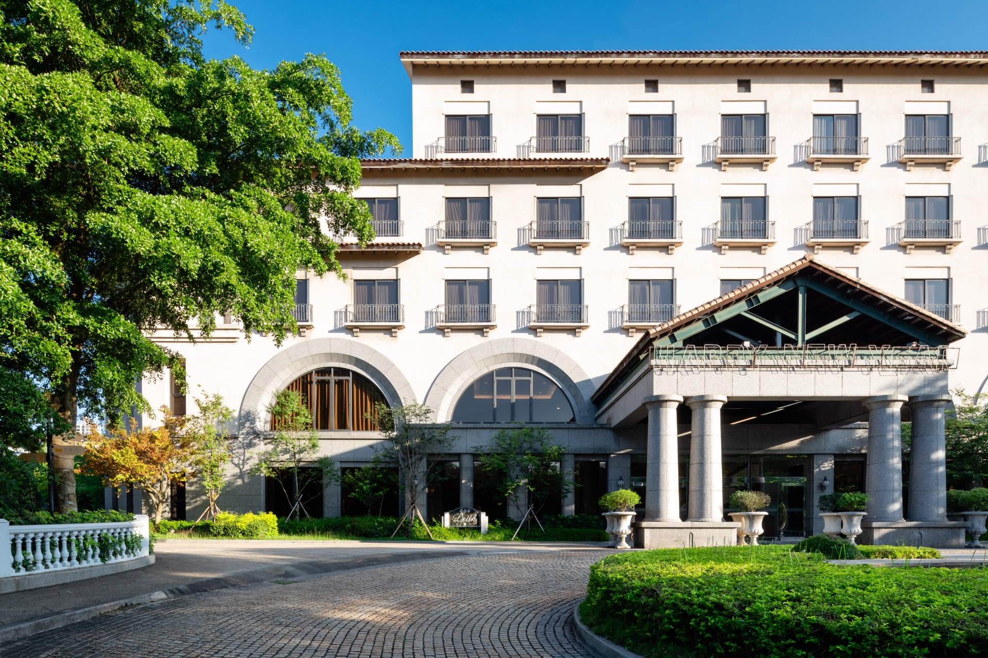 ALL_about_26D23_8HVRXwG5hQ