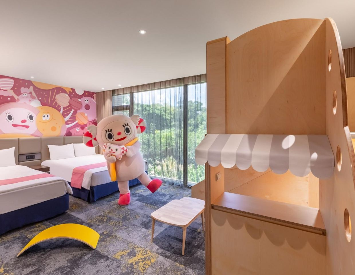 香榭館卡樂次元主題家庭房