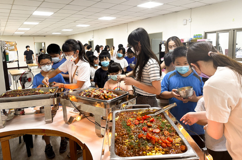 新竹場 酥炸黃金鬼頭刀魚排佐塔塔醬